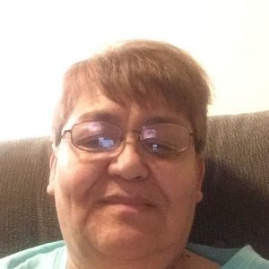 Meet your Posher, Elodia